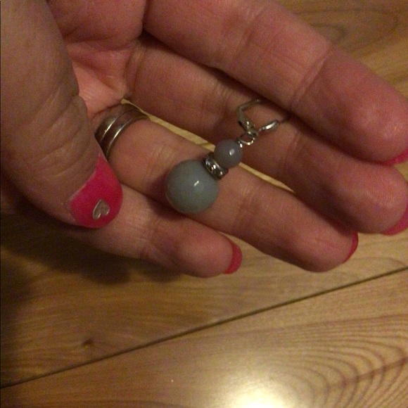 Lis Sophia dangling earrings - Picture 2 of 2